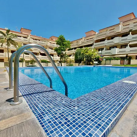 Pool Sunset Апартаменты